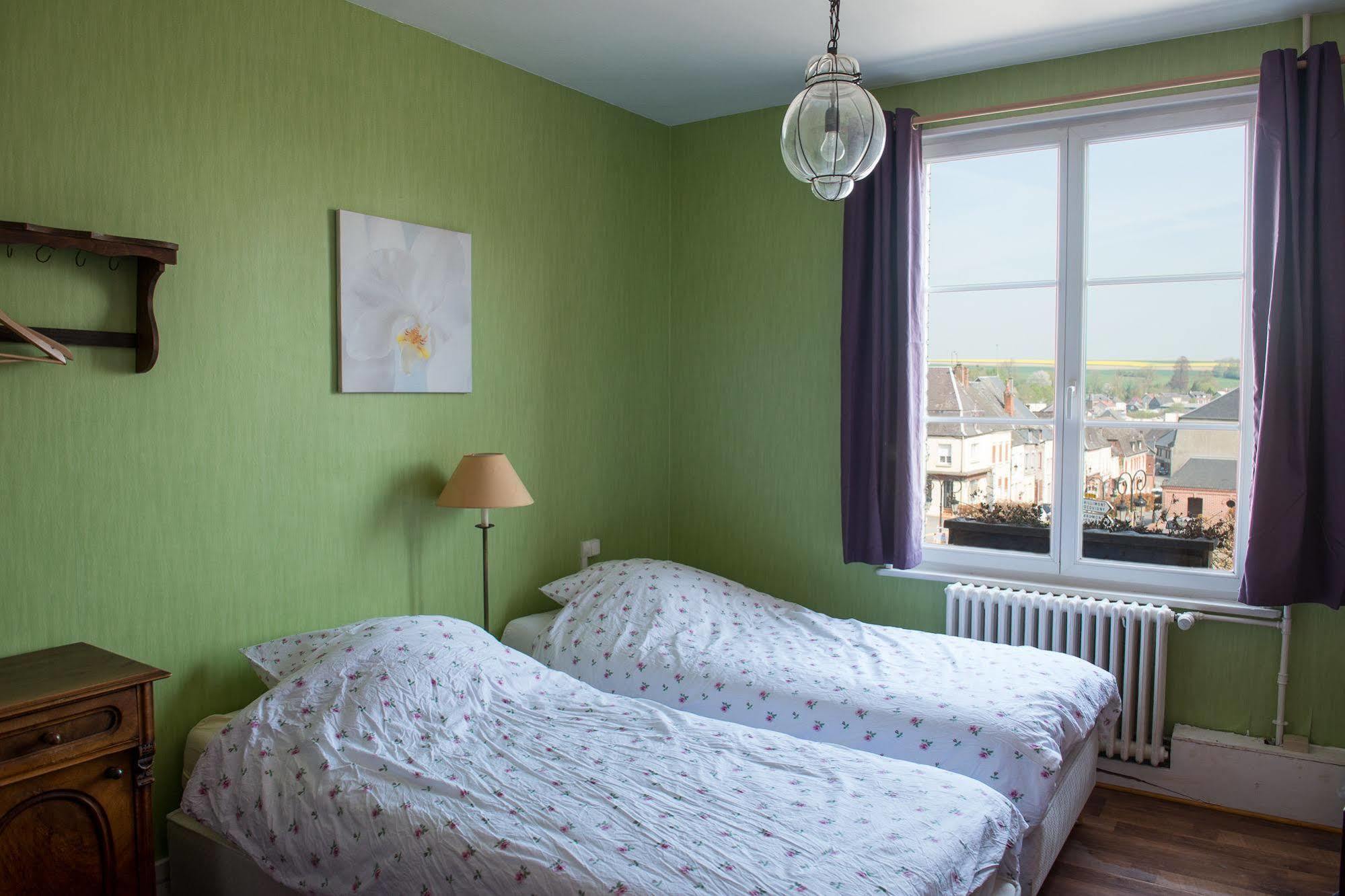 Hotel Entre Nous à Rozoy-sur-Serre Extérieur photo